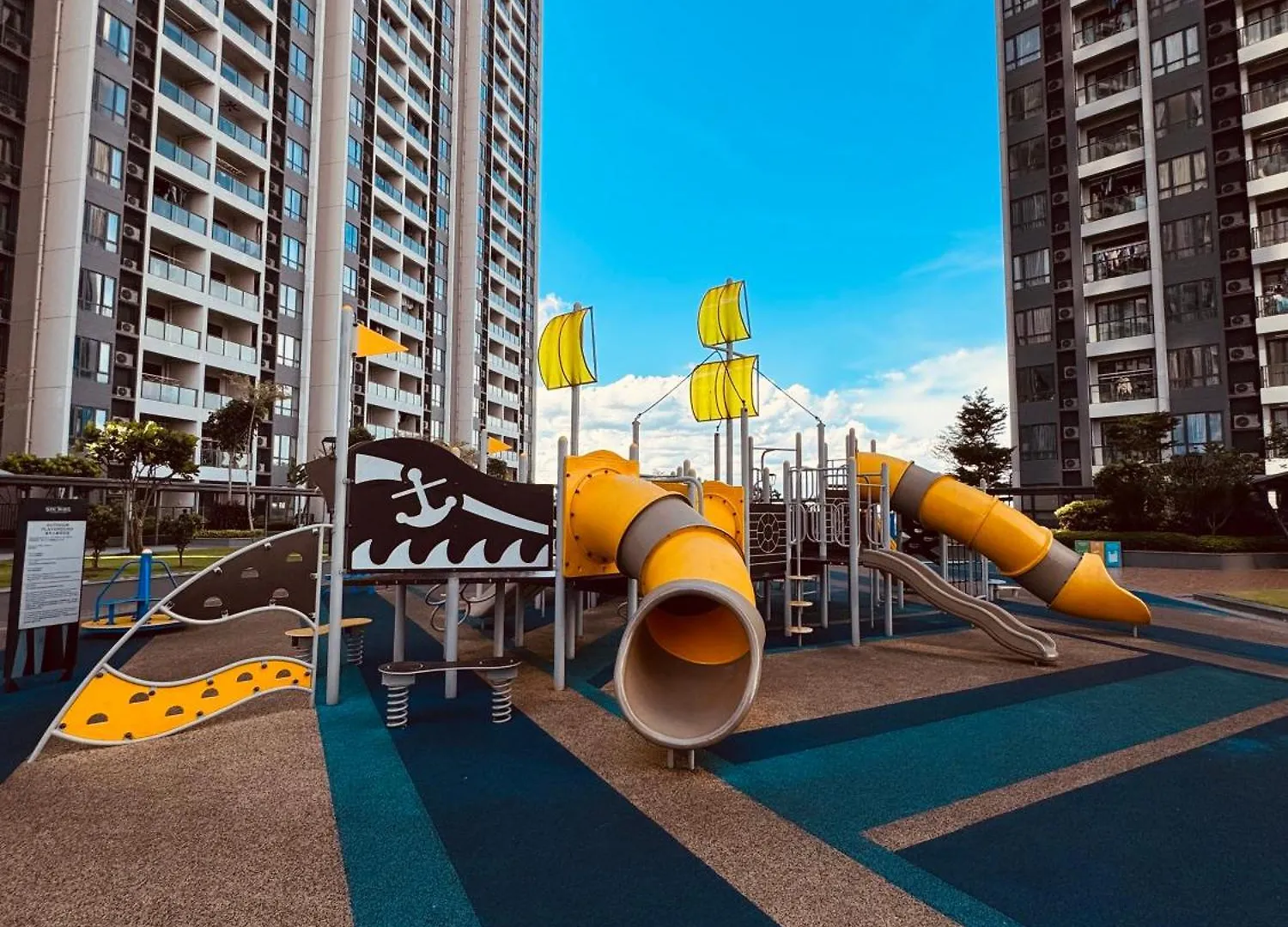 R&F Princess Cove By Homefort Suites Johor Bahru Hotel